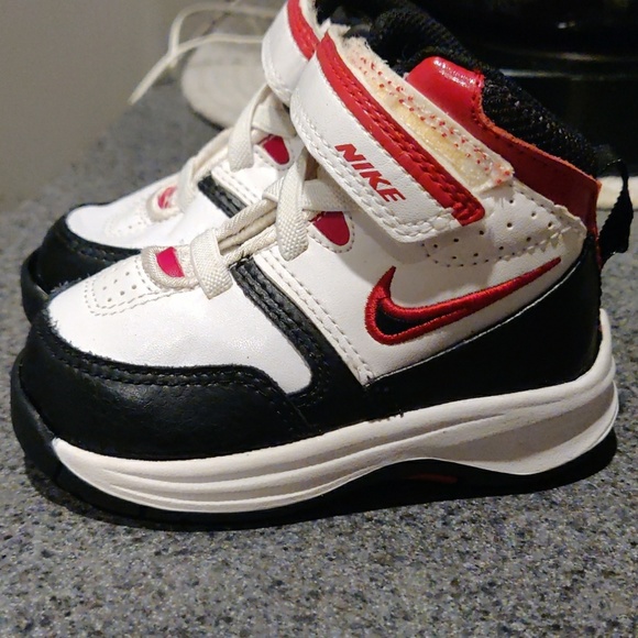 Nike kids - Picture 1 of 7